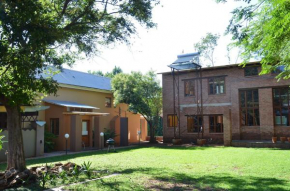 Гостиница Bed & Breakfast in Hatfield  Претория